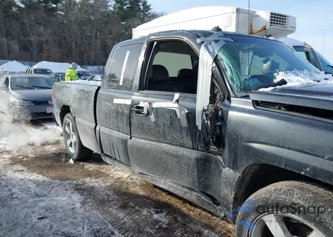 2003 Chevrolet Silverado 1500 Ss z USA, uszkodzony, nr VIN 2GCEK19N631320324
